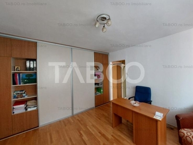 Apartament de vanzare etaj 1 balcon pivnita Mihai Viteazu Sibiu