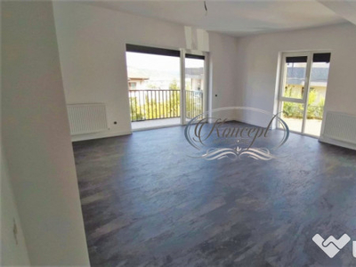 Apartament finisat pe strada Razoare