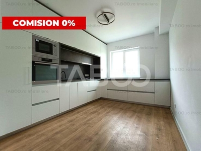 Apartament spatios si modern cu 3 camere si bucatarie separata etaj 2