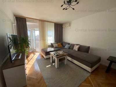 Inchiriez apartament 2 camere, zona Unirii cu loc de parcare inclus