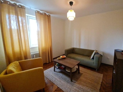 Spatiu Birou | Parter | Apartament 2 camere de inchiriat Piata Victoriei