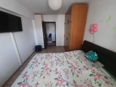 3 camere decomandat, etaj 3/8, zona Gara