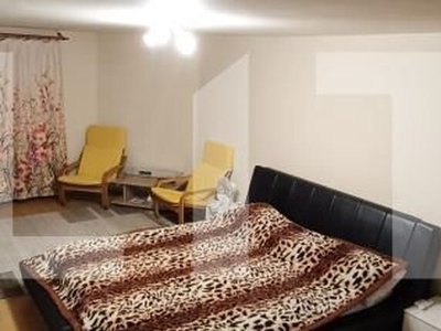 Apartament 2 camere decomandate, 70mp, parcare, la casa, zona strazii Campului