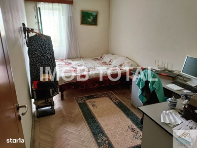 Apartament cu 3 camere în zonă Ultracentrală