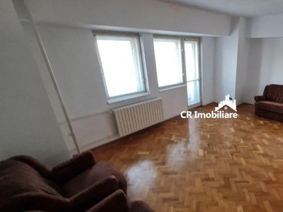 Apartament 4 camere Decebal