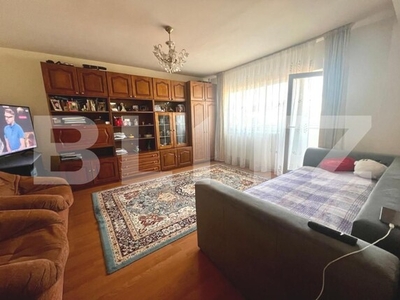 Apartament de 2 camere, 58 mp, decomandat, etaj intermediar, zona The Office