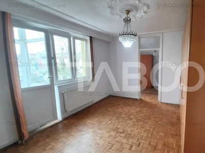 Apartament de vanzare 2 camere balcon Sibiu zona Mihai Viteazu