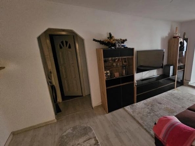 Apartament de vanzare, 2 camere, semidecomandat, 68 mp, Frumoasa, Manastirea Frumoasa, Cod 155830