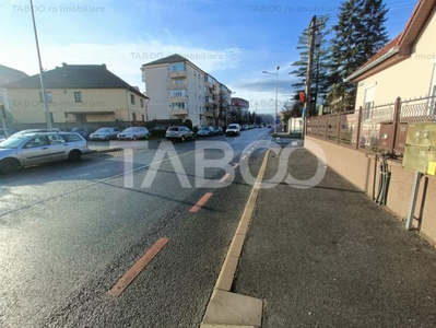 Casa 10 camere 390 mp utili - pe strada Calea Poplacii din Sibiu