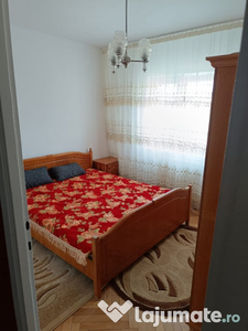 Proprietar închiriez apartament 3 camere decomandat+parcare Marasti