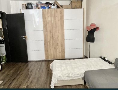 Vanzare Apartament cu 2 camere zona Aparatorii Patriei