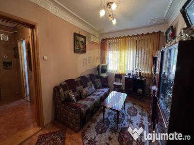 Apartament cu 3 camere de vânzare Braila