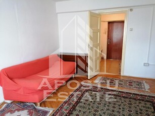 Apartament 2 camere, decomandat, centrala proprie, Complex Studentesc