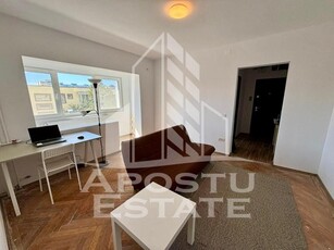 Apartament 2 camere,semidecomandat,pet friendly,Calea Torontalului