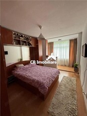 Apartament 3 camere, Dristor