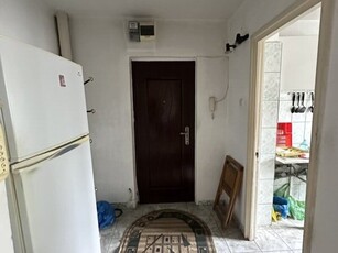 Apartament 3 camere Militari, Lujerului, bloc reabilitat