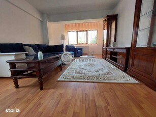 Apartament decomandat 2 camere, 45mp, zona Horea, cu balcon si garaj