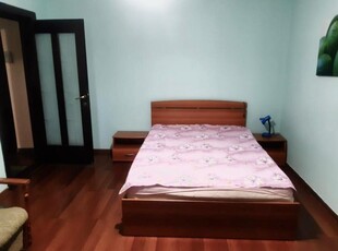 Apartament cu 1 camera decomandat, zona Centru