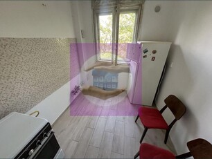 Apartament cu 2 camere in Cantemir la etajul 2