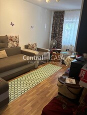 Apartament de vanzare cu 2 camere, Centru-Podul de Fier