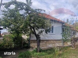 Apartament de închiriat cu două camere pe str. Csaszar Balint!