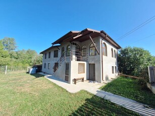 Casa de Vacanta Superba 168 mp, 3 Camere, Malu cu flori, Capu Coastei,