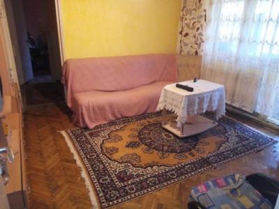 Apartament 2 camere 48 mp+balcon 7 m,Deva-zona Zamfirescu