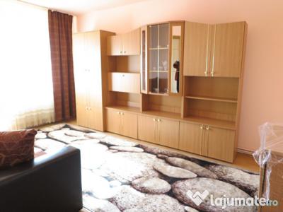 Apartament 3 camere amenajat - Zona Miron Costin