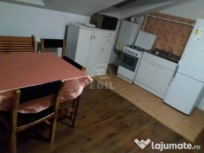 Apartament trei camere