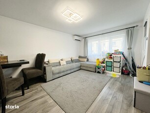 Apartament 3 camere, decomandat, 65 mp, etaj 3/4, zona Lipovei.