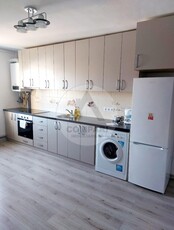 Vand apartament 2 camere Buzaului