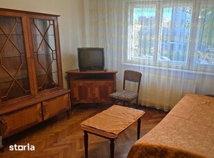 Vand apartament 2 camere semidecomandat in Deva, etaj 1, zona Marasti,