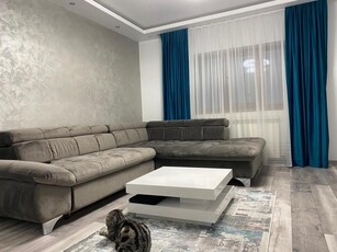 Vand apartament 3 camere Buzaului