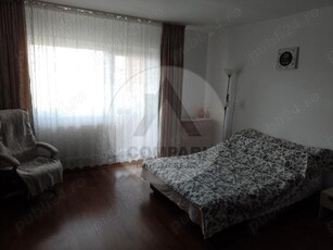 Apartament 1 camera foarte spatios zona Steaua langa Shopping City