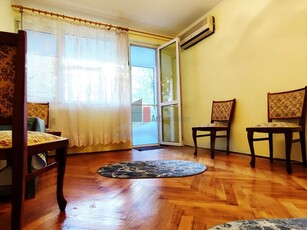 Apartament 3 camere Basarabia Apartament 3 camere de vanzare Bulevardul Bas