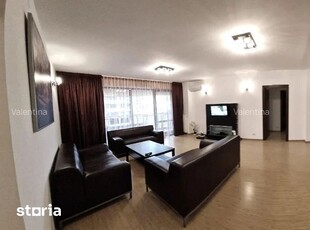 Apartament 4 camere Stefan cel Mare + 2 locuri de parcare incluse!