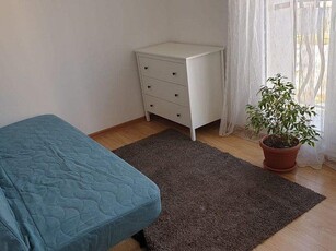 Apartament de 3 camere in Cosmopolis mobilat si utilat, parcare