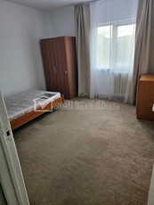 Apartament decomandat , 4 camere, cartier Zorilor