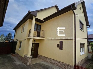 Casa individuala 5 camere/pivnita/garaj/ teren/460mp ,Turnisor/SIBIU