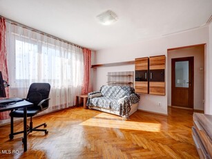 Apartament 3 camere Metrou 1 Mai, vanzare apartament 3 camere