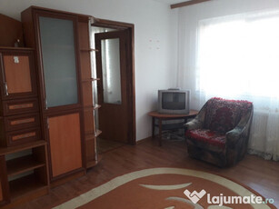 Apartament cu 2 camere nedecomandate zona George Enescu