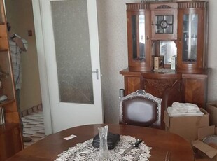 Apartament cu 3 camere, zona centrala, et.2/3, dec.70 mp, CT