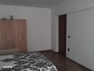 Proprietar vand apartament 2 camere