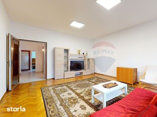 Apartament 3 camere de închiriat | Strada Lunga