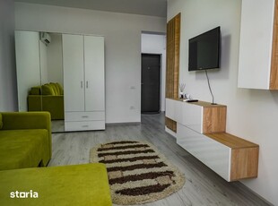 De închiriat apartament ultracentral cu 3 camere