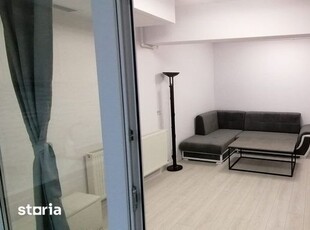 De vanzare apartament 3 camere renovat complet, zona pietonalul Unirii