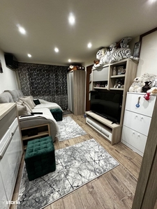 Apartament cu 2 camere de vânzare în zona gării