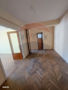 Apartament cu 3 camere si boxa situat ultracentral