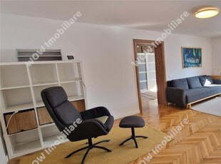 Apartament cu 3 camere de in Centrul Istoric Sibiu