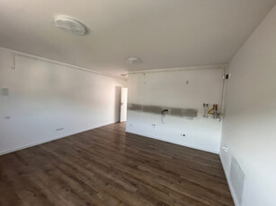 Apartament finisat 43 mp zona Tautiului